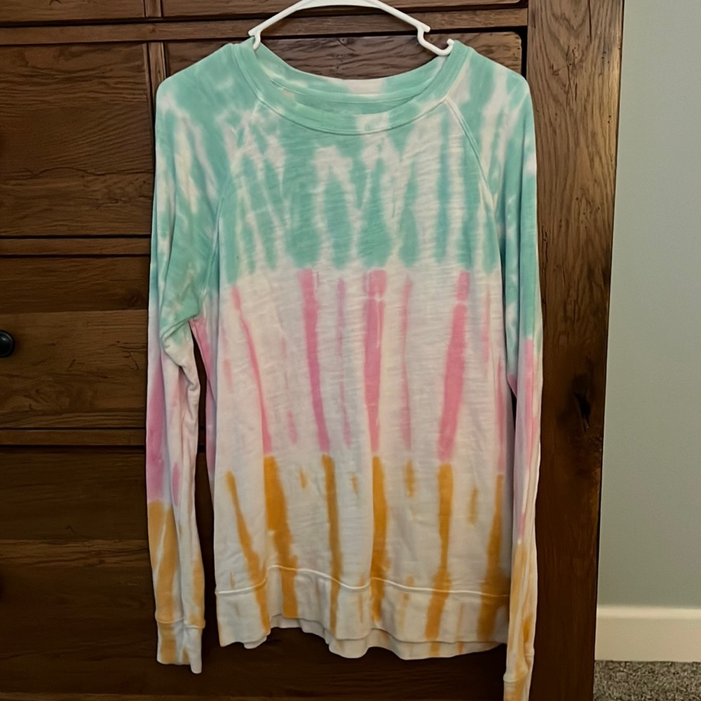 Tie dye Crown and Ivy light weight sweatshirt